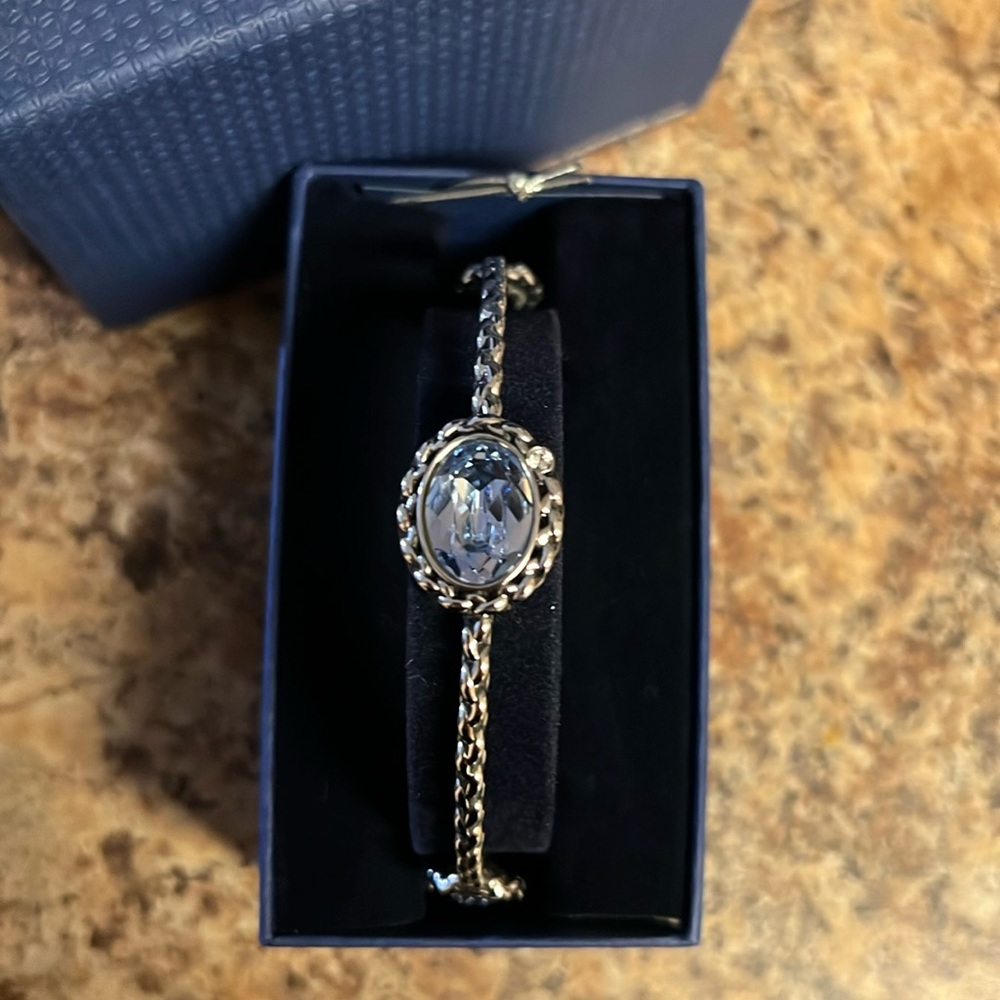 Swarovski bangle 6.8 cm